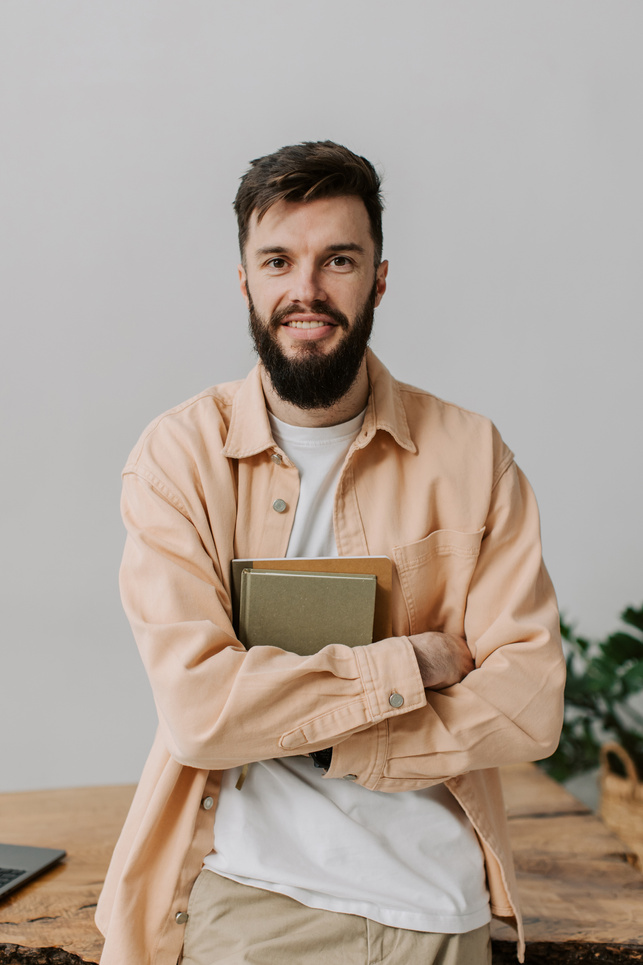 Updated Classics Headshots Portrait of Male Professional